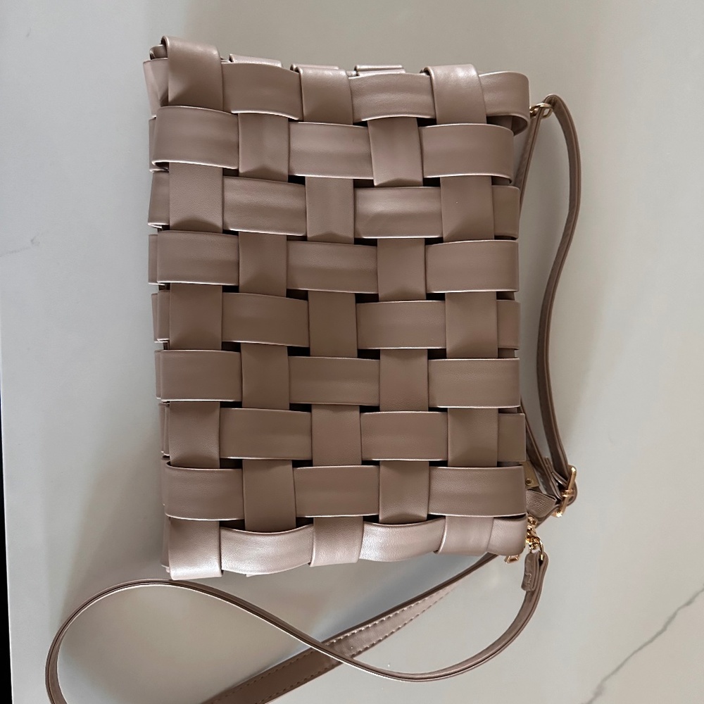 Lindy Woven Clutch - Anthropologie